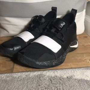 Paul George Nike basketball shoes